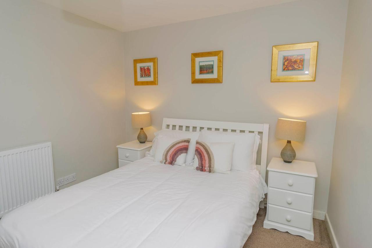 Corffe House And Holiday Cottages บาร์นสเตเปิล ภายนอก รูปภาพ