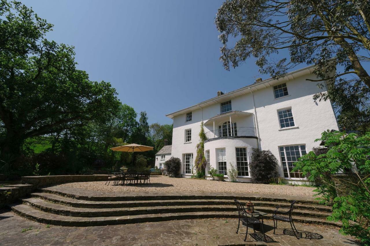 Corffe House And Holiday Cottages บาร์นสเตเปิล ภายนอก รูปภาพ